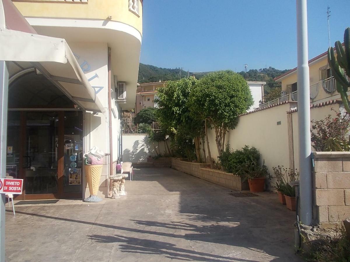 A La Maison De Gabry Vibo Valentia Marina Εξωτερικό φωτογραφία